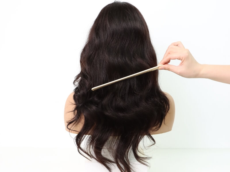 Detangling and Brushing Halo Extensions